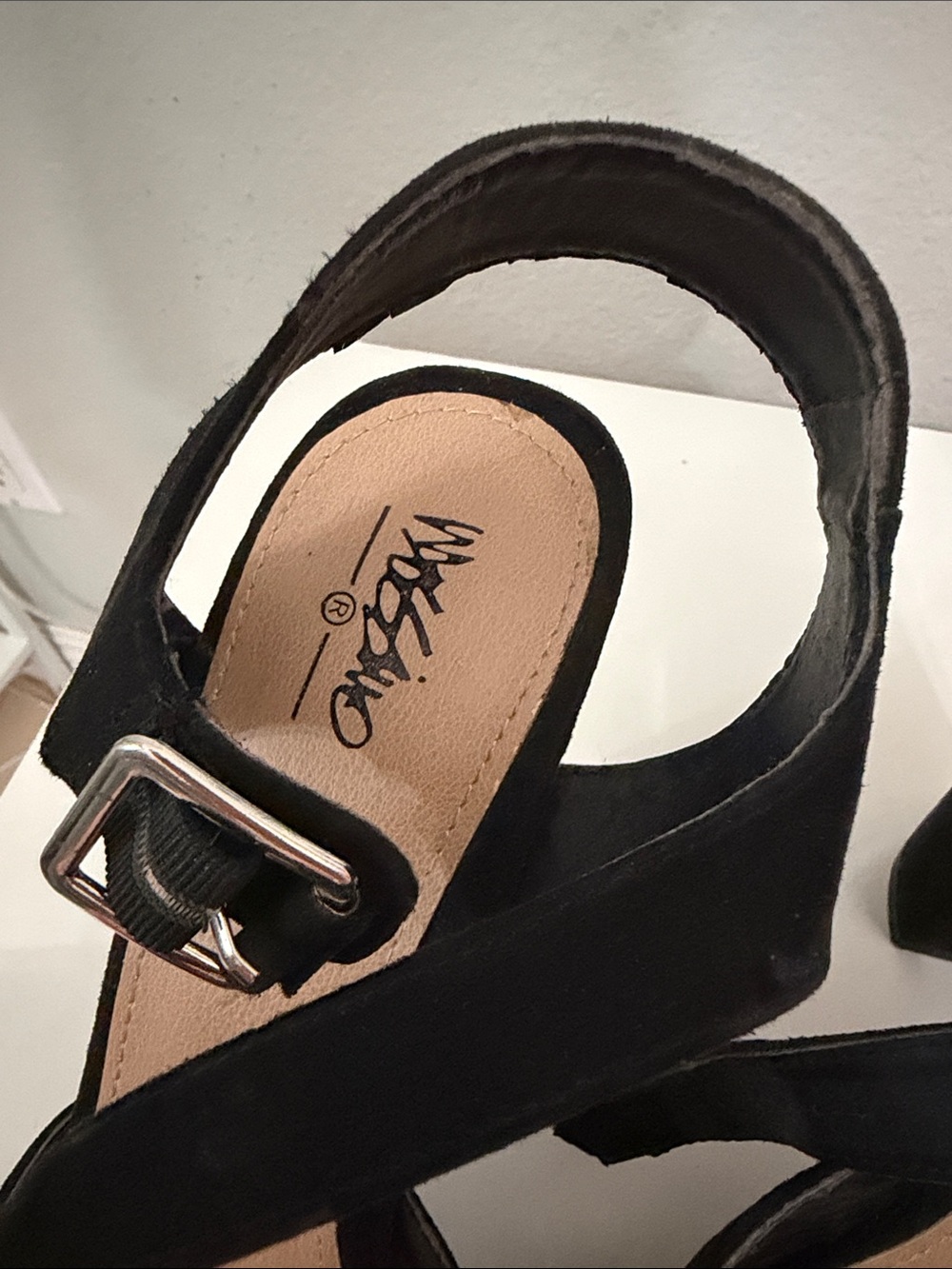 Mossimo - Heels - Picture 4 of 7